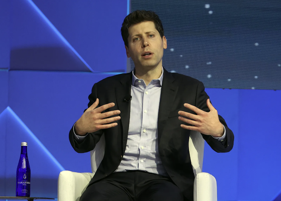 Sam Altman, CEO of OpenAI, warns that artificial intelligence may already be in a bubble.